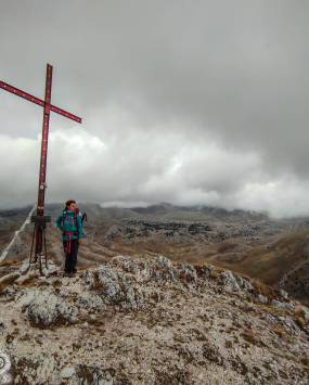 Il Monte Etra, la sentinella delle Gole di Celano, sulle ali del grifone con Itinarrando