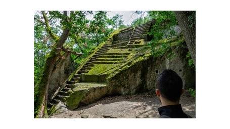 LA PIRAMIDE ETRUSCA E LE CASCATE DI CHIA CON STRIKE ADVENTURE