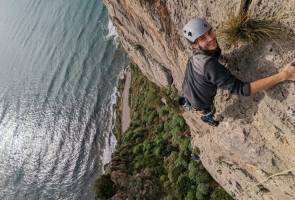 ARRAMPICATA E PILOGA NEL CUORE DEI MONTI SIBILLINI, CON OVEREST CLIMBING CLUB