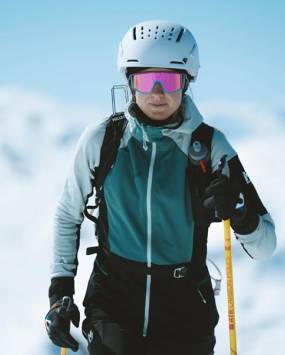 I VANTAGGI DI INDOSSARE OCCHIALI JULBO IN MONTAGNA