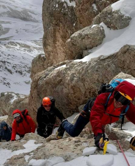 Direttissima Invernale al Corno Grande con Strike Adventure