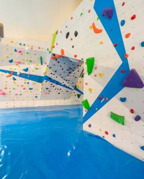 Apertura nuova palestra di arrampicata - DEA Climbing