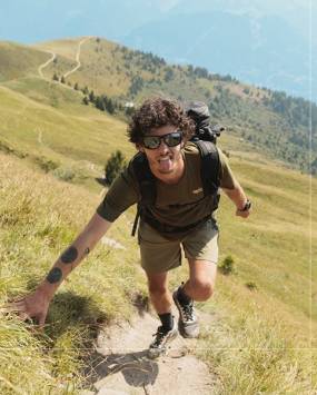 I VANTAGGI DI INDOSSARE OCCHIALI JULBO IN MONTAGNA